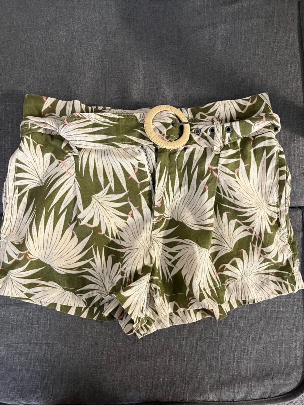 High-Rise Olive Palm Print Women's Shorts with Belt